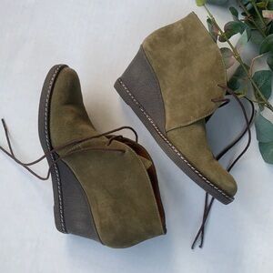 Donald J Pliner Harmony Suede Wedge Chukka Lace Up Ankle Booties